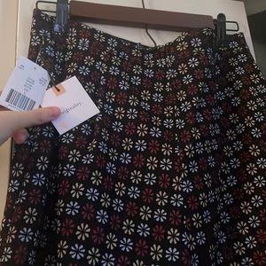 Patterned shorts TAGS ON🏷️